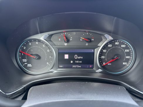Used 2023 Chevrolet Equinox RS w/ RS Leather Package AWD/4WD image 21