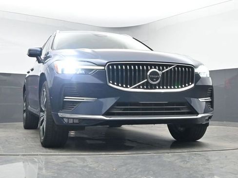 Used 2023 Volvo XC60 B5 Plus w/ Protection Package Premier image 15