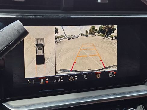 Used 2025 GMC Sierra 3500 Denali Ultimate AWD/4WD image 16