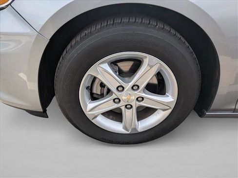 Used 2024 Chevrolet Malibu LT image 30