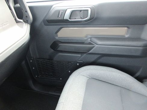 Used 2025 Ford Bronco 2-Door image 29