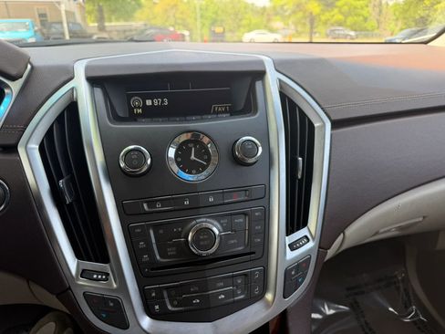 Used 2012 Cadillac SRX Luxury image 31