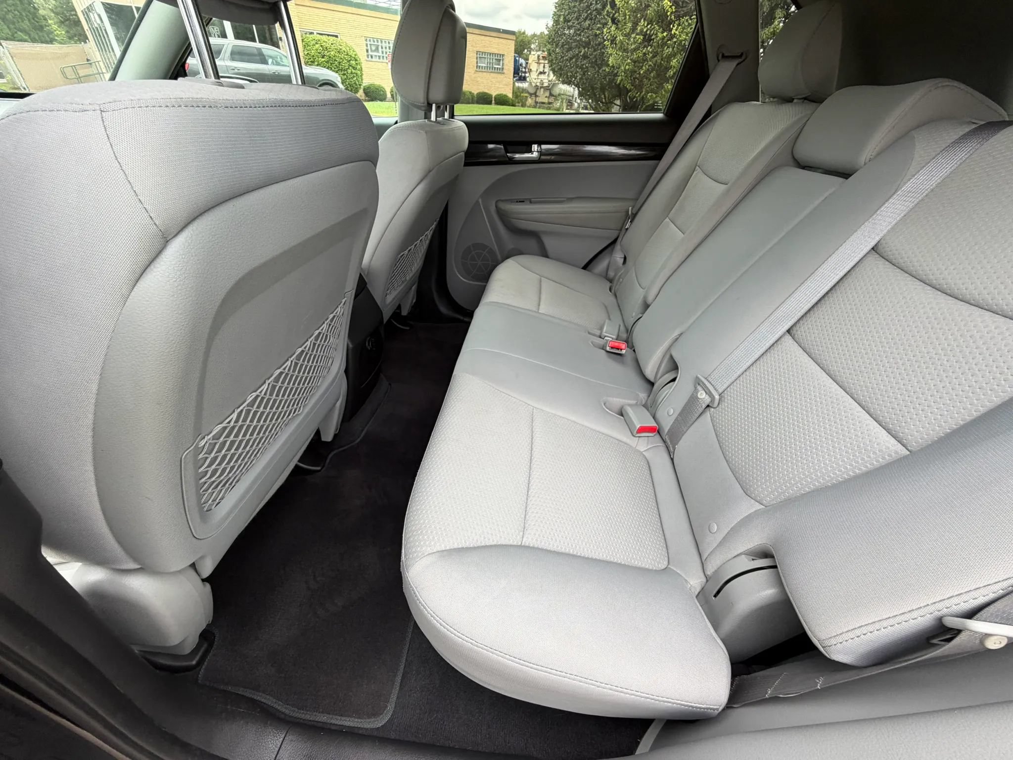 Used 2013 Kia Sorento LX w/ Convenience Pkg FWD image 12