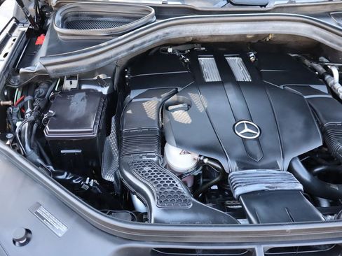 Used 2017 Mercedes-Benz GLS 450 4MATIC image 42