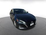 Used 2023 Nissan Altima 2.5 S image 3