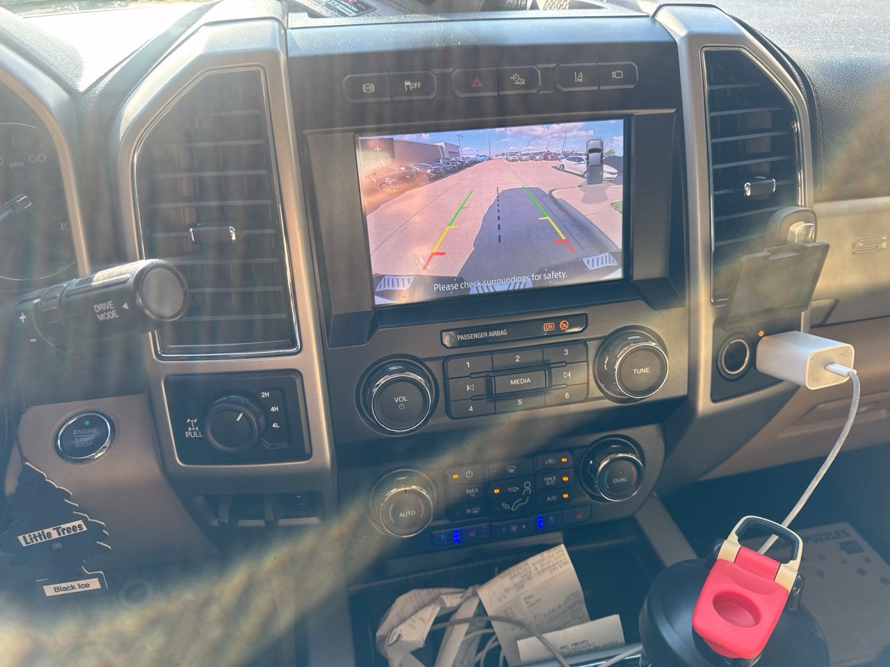 Used 2020 Ford F250 Lariat w/ Tremor Off-Road Package AWD/4WD image 12