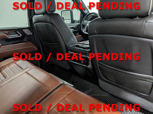Used 2025 GMC Sierra 2500 Denali Ultimate AWD/4WD image 19