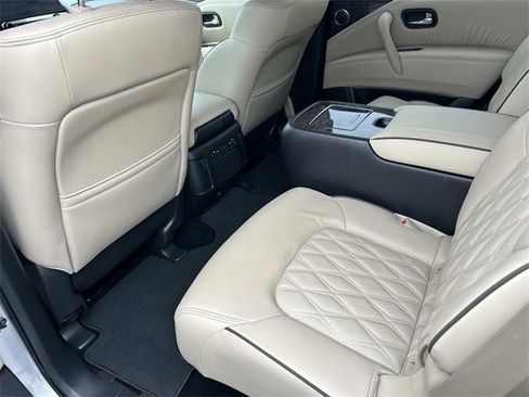 Used 2024 Nissan Armada Platinum w/ Captain's Chairs Package image 20