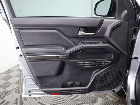 Used 2024 Toyota Tacoma TRD Sport image 24