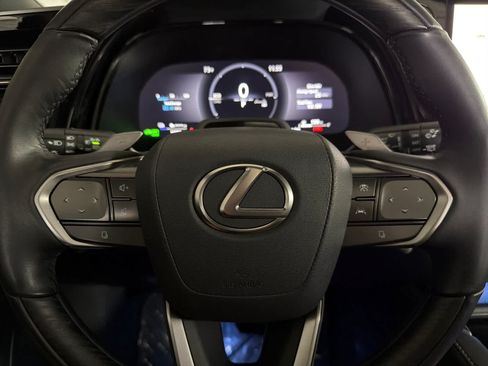 Certified 2025 Lexus RX 450h AWD w/ Luxury Package image 26