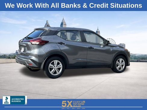 Used 2022 Nissan Kicks S image 25