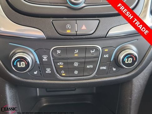 Used 2023 Chevrolet Equinox LT FWD image 17