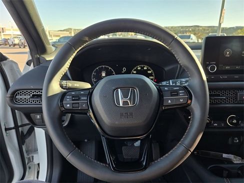 Used 2025 Honda HR-V Sport image 24