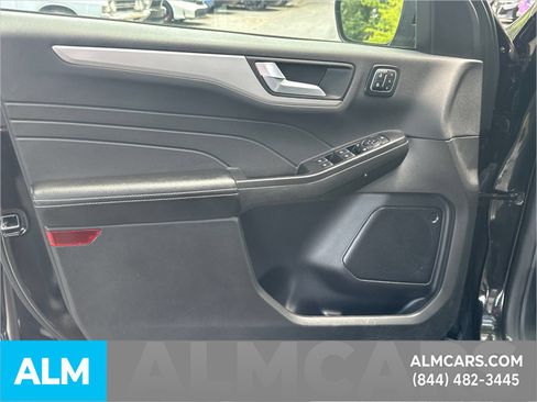 Used 2024 Ford Escape Platinum AWD/4WD image 11