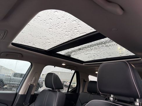 Used 2023 Honda Pilot Elite image 14