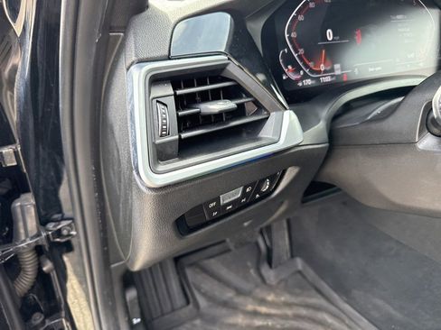 Used 2021 BMW 330i xDrive Sedan w/ Driving Assistance Package image 17