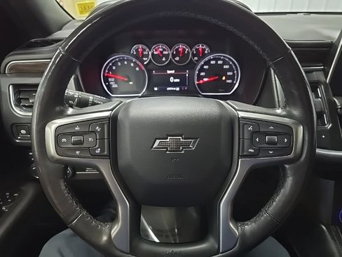 Used 2021 Chevrolet Tahoe Z71 w/ Z71 Signature Package AWD/4WD image 22