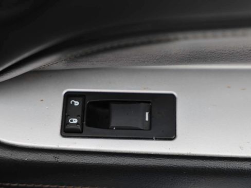 Used 2014 Jeep Compass Limited w/ Sun/Sound Group image 8