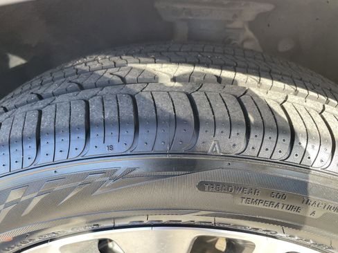 Used 2021 Ford Escape Titanium w/ Class II Trailer Tow Package image 14