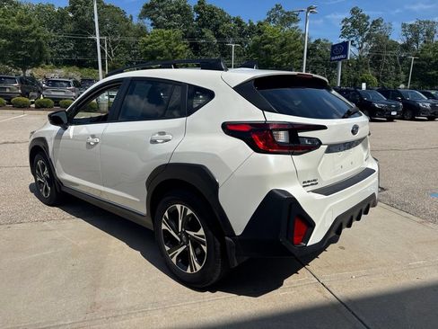 Used 2024 Subaru Crosstrek 2.0i Premium AWD/4WD image 5