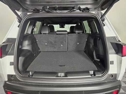 New 2026 Jeep Cherokee Overland w/ Trailer Tow Group image 16