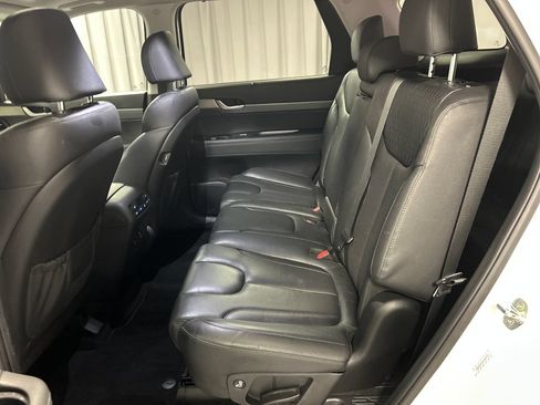 Used 2022 Hyundai Palisade SEL w/ 8P Bench Seat Package FWD image 22