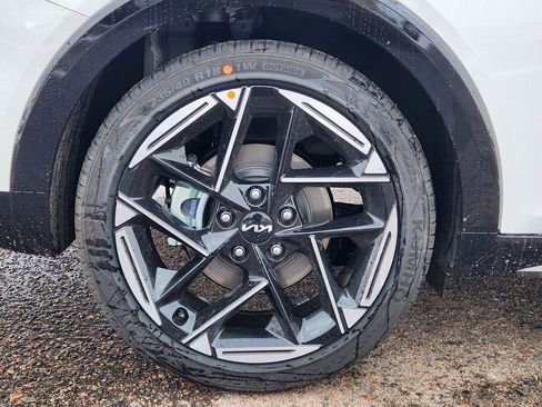 New 2025 Kia K4 GT-Line image 15