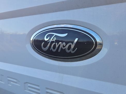 Used 2019 Ford F250 XL w/ Power Equipment Group image 10