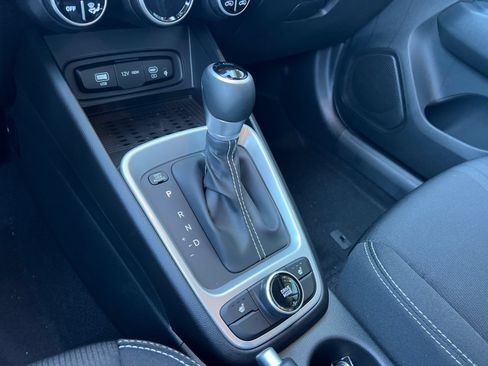 Certified 2026 Hyundai Venue SEL FWD image 26