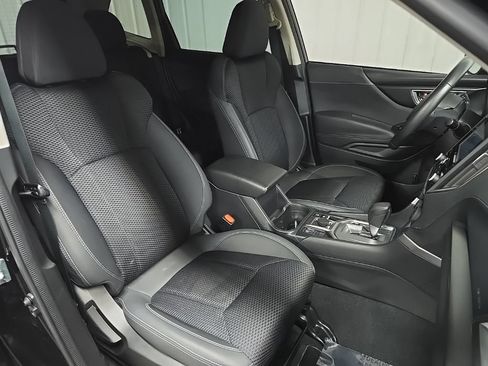 Used 2021 Subaru Forester Premium AWD/4WD image 15
