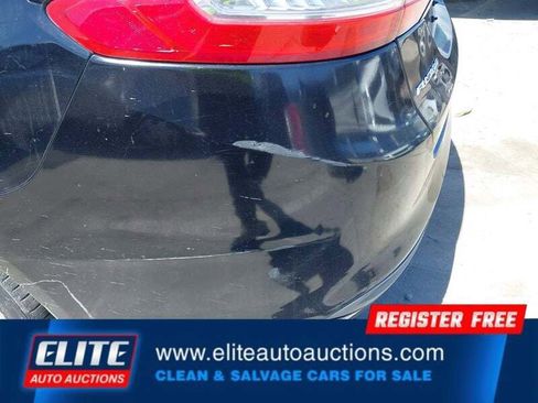 Used 2016 Ford Fusion SE w/ Equipment Group 202A FWD image 11