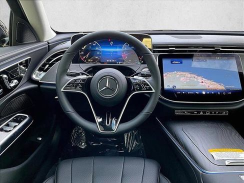 New 2026 Mercedes-Benz E 450 4MATIC Sedan image 18