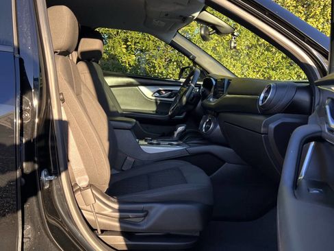 Used 2021 Chevrolet Blazer LT image 16