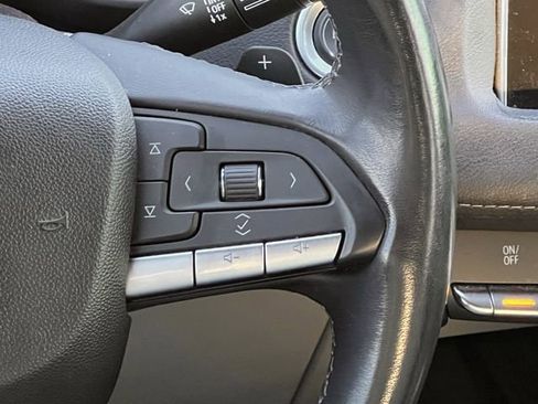 Used 2022 Cadillac XT4 Luxury image 14