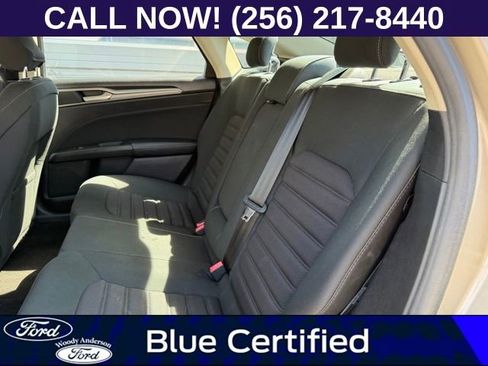 Used 2018 Ford Fusion SE w/ Fusion SE Technology Package image 10