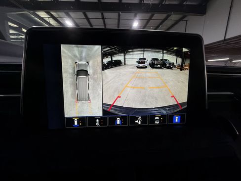 Used 2023 Chevrolet Tahoe High Country AWD/4WD image 16