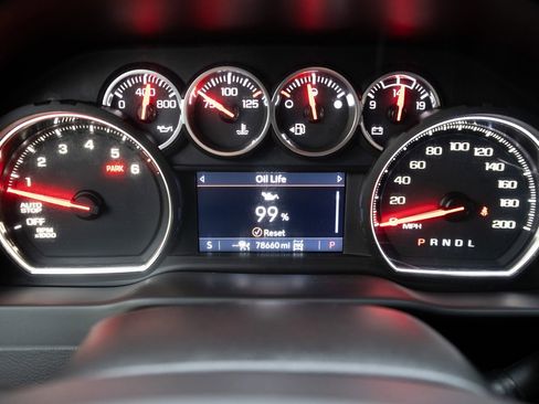 Used 2020 Chevrolet Silverado 1500 LTZ image 6