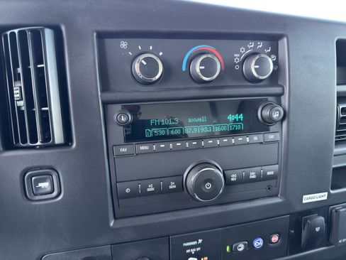 New 2025 Chevrolet Express 4500 w/ Power Convenience Package image 32