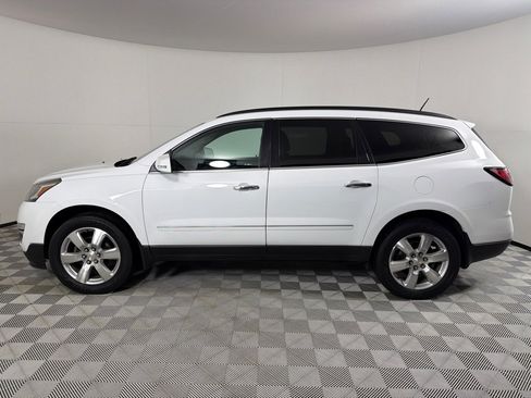 Used 2017 Chevrolet Traverse Premier image 8