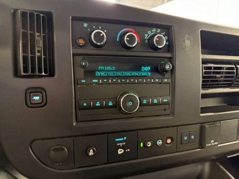Used 2024 Chevrolet Express 3500 LT w/ LT Preferred Equipment Group RWD image 16