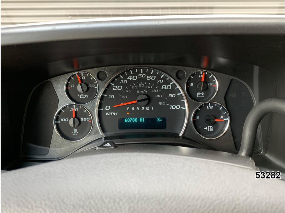 Used 2020 Chevrolet Express 2500 RWD image 29