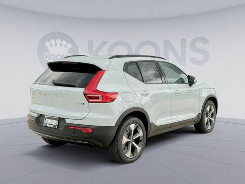 New 2026 Volvo XC40 B5 Plus w/ Protection Package Premier image 7