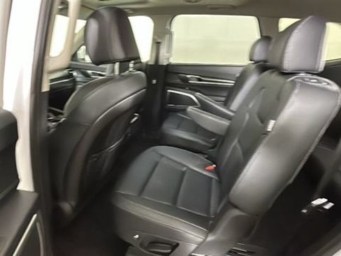Used 2025 Kia Telluride S FWD image 26