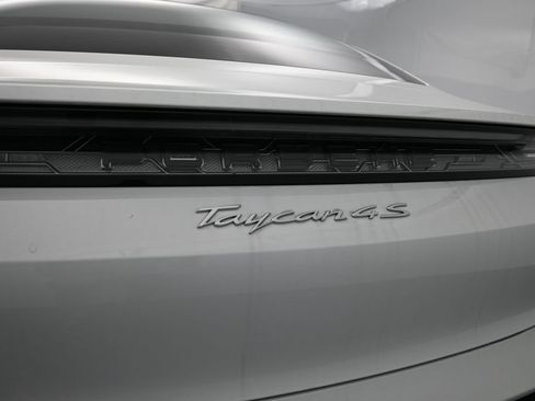 Certified 2025 Porsche Taycan 4S AWD/4WD image 17