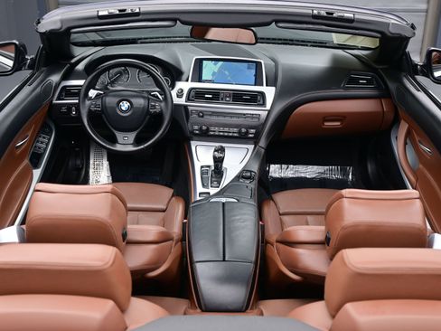 Used 2012 BMW 640i Convertible image 17