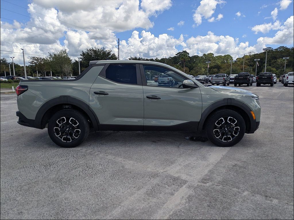 Used 2024 Hyundai Santa Cruz SEL FWD image 3