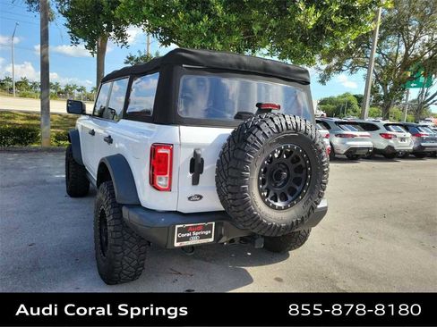 Used 2023 Ford Bronco Black Diamond image 6