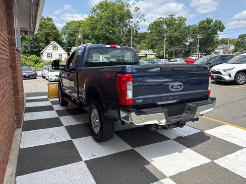 Used 2019 Ford F250 XL w/ STX Appearance Package image 4