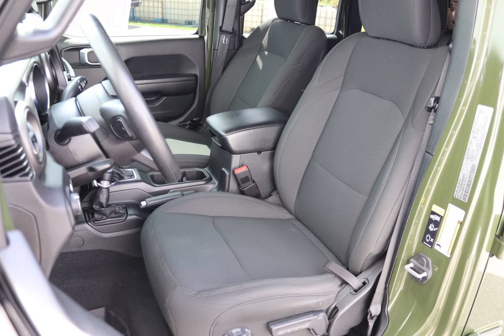 Used 2021 Jeep Wrangler Unlimited Sport AWD/4WD image 5