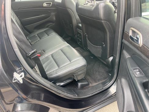 Used 2012 Jeep Grand Cherokee Laredo image 33